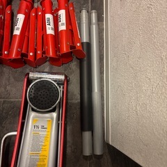 1.5tジャッキと2tスタンドの画像