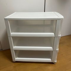 差し上げます　クリアBOX 衣装ケースの画像