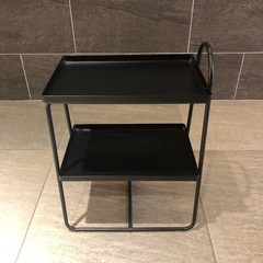 IKEA HATTASEN　ハットーセン　サイドテーブル ブラックの画像