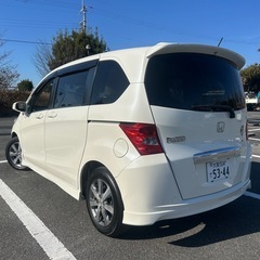 美車　ホンダ　フリード　Gエアロジャストセレクション　7人乗　GB3 大阪発の画像