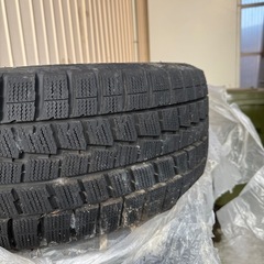 スタッドレスタイヤの画像