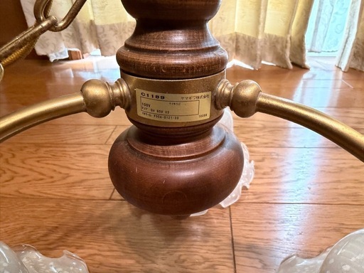 シャンデリア