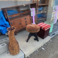 全て0円　好きな品持ち帰り　アンティーク椅子や家具　 の画像