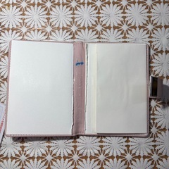 鍵付きノート【ポケット部分にメモが入れられます）の画像