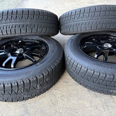 195/65R15 ブリヂストンスタッドレスタイヤ4本の画像