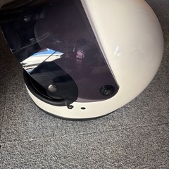 ヘルメット
の画像