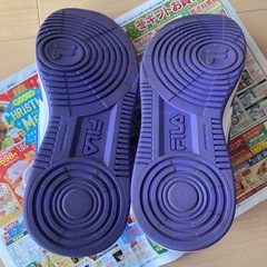 FILA スニーカー　23.5cm
の画像