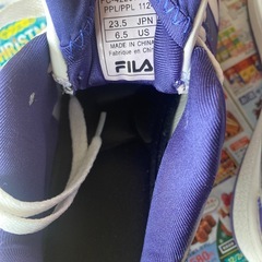 FILA スニーカー　23.5cm
の画像