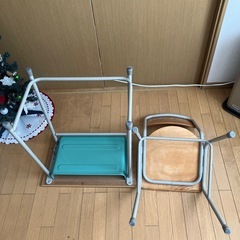 音楽机、椅子セットの画像