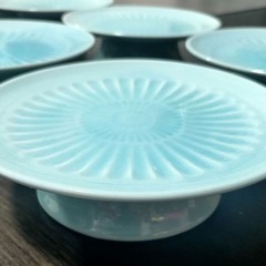 【中古】青白磁　高台刺身鉢　丸千代口　８セット　刺身皿　千代口　刺身鉢　薬味皿　醤油皿　珍味皿の画像