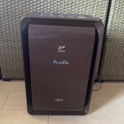 【ほぼ新品】PLAZION    FUJITSU加湿脱臭機
