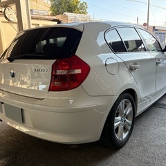 BMW 1シリーズ　120i 赤革シート　49211km 車検令和9年5月　内外装良好　エンジン機関良好の画像