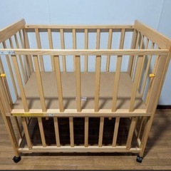 美品 ベビーベッド ミニの画像
