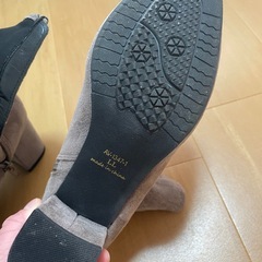 ショートブーツの画像