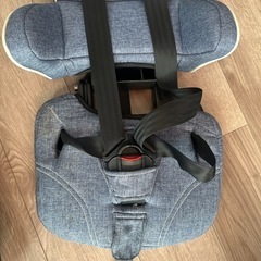 ravel Vest EC+ 車用チャイルドシート デニムの画像
