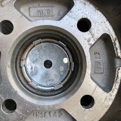 アルミスタッドレスタイヤ　4本セットの画像