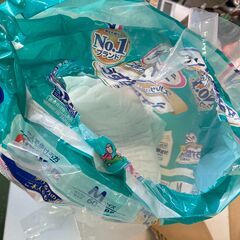 薄型軽快パンツ　M　男女共用22枚とおまけ10枚　本日限定の画像