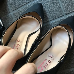未使用に近い❤︎ 綺麗め　ブラック　可愛いデザイン　ヒールの画像