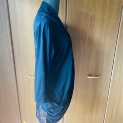 カーディガン　薄手の画像