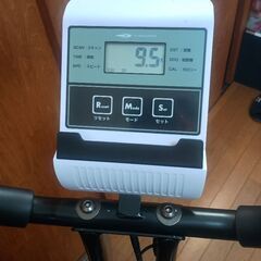 折りたたみフィットネスバイクの画像