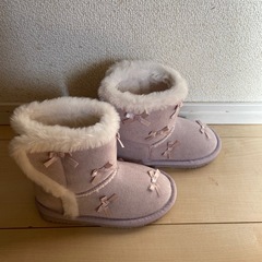新品　女の子　ムートンブーツの画像