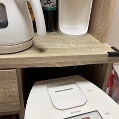 12/28-1/4  食器棚＋耐震棒(現金) の画像