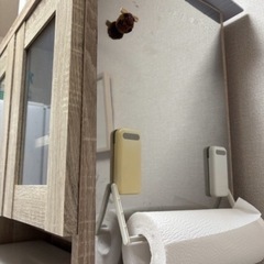 12/28-1/4  食器棚＋耐震棒(現金) の画像