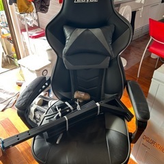 早い者勝ちパソコンデスク　チェアー一式の画像