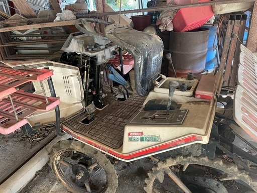 田植え機