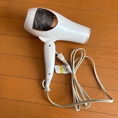 ドライヤーの画像