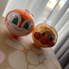 アンパンマン、ドキンちゃん、お家でガチャポンの画像