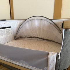 ベビーベッドの画像