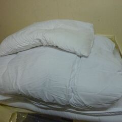 未使用/新品　圧縮開放品　布団セット シングル 4点セット【高密度固綿 三層敷布団】 抗菌 防臭 防カビ 洗える 収納ケース付き ホコリが出にくい 掛布団 敷布団 枕の画像