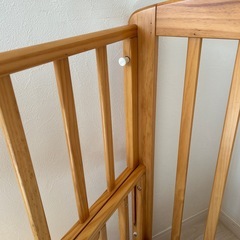 マットレス付き！KATOJIベビーベッドの画像