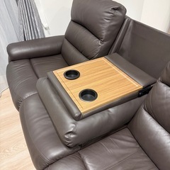 ニトリ 電動3人掛けソファ Nビリーバ2の画像