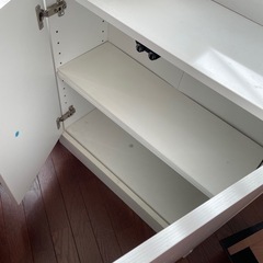 キッチンでもリビングでも使えるラックの画像