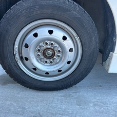 スタッドレスタイヤの画像