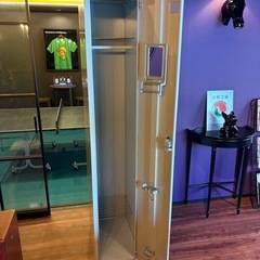 UCHIDA1人用システムロッカー鍵付き美品の画像