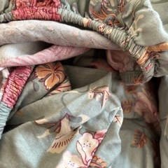 大人気IKEAのシーツ花柄の画像