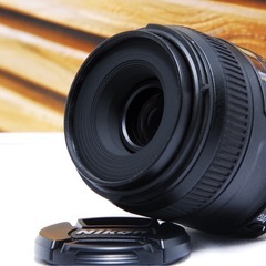 Nikon AF-S DX Micro NIKKOR 40mm f/2.8Gの画像