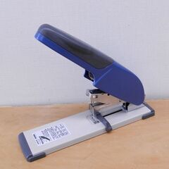 コクヨ KOKUYO ステープラー3号・3号U・23/13号針対応100pcs装填式 卓上大型  SL-M134 ホチキス 業務用 札幌 西区 西野の画像