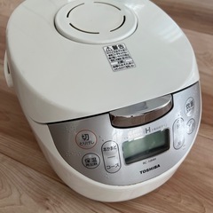 炊飯器　東芝　5.5合炊きの画像