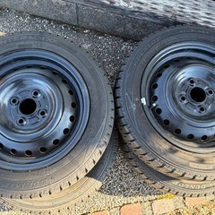 スタッドレス　155/65R14　ダンロップの画像