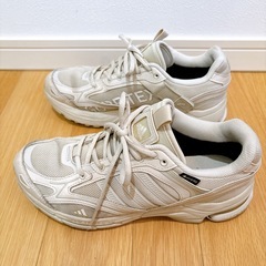 アディダス　スニーカー　スピリテイン2000　26cm ベージュ　　GORE-TEXの画像