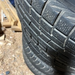 スタッドレスタイヤの画像