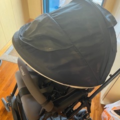 combi ベビーカーの画像