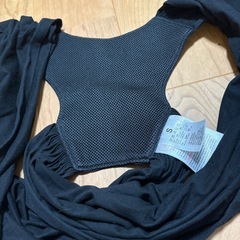 Konny 抱っこ紐 ブラックSサイズ収納袋付きの画像