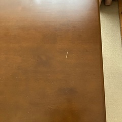 ダイニングテーブルの画像