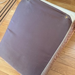 座椅子　トーストの画像