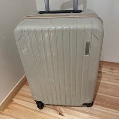 キャリーケースの画像